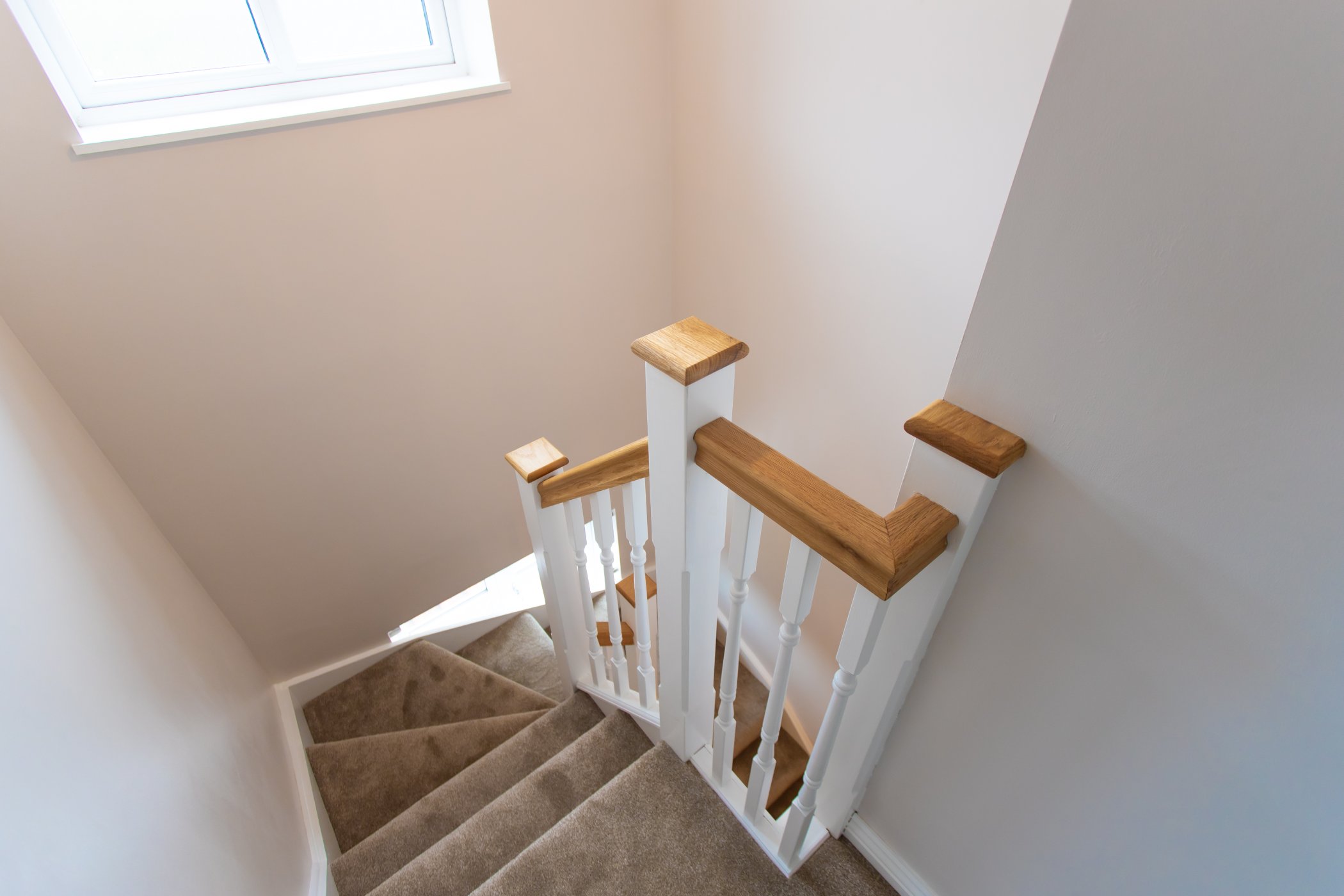 staircase to bedroom